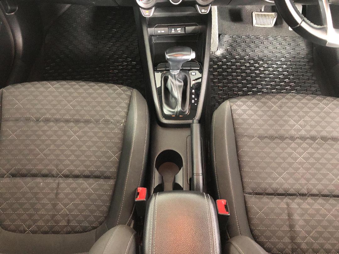 Photo '18' of KIA RIO Photo '18' of KIA RIO