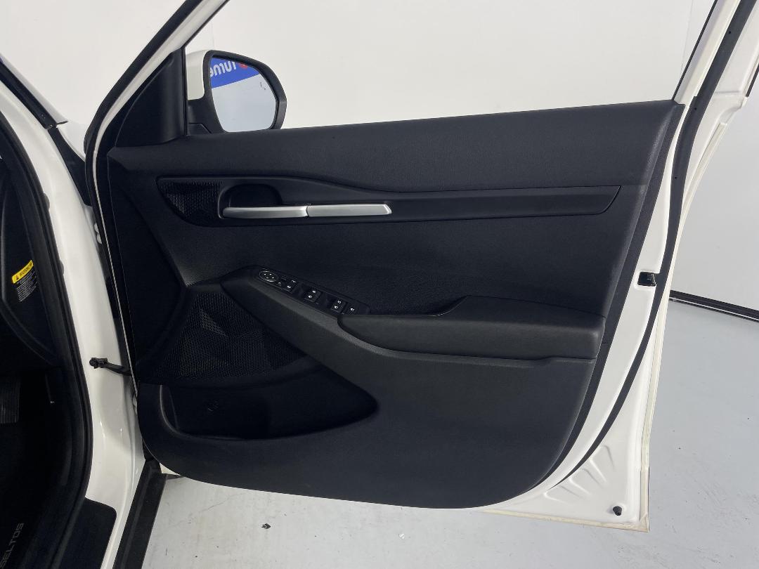 Photo '15' of KIA Seltos