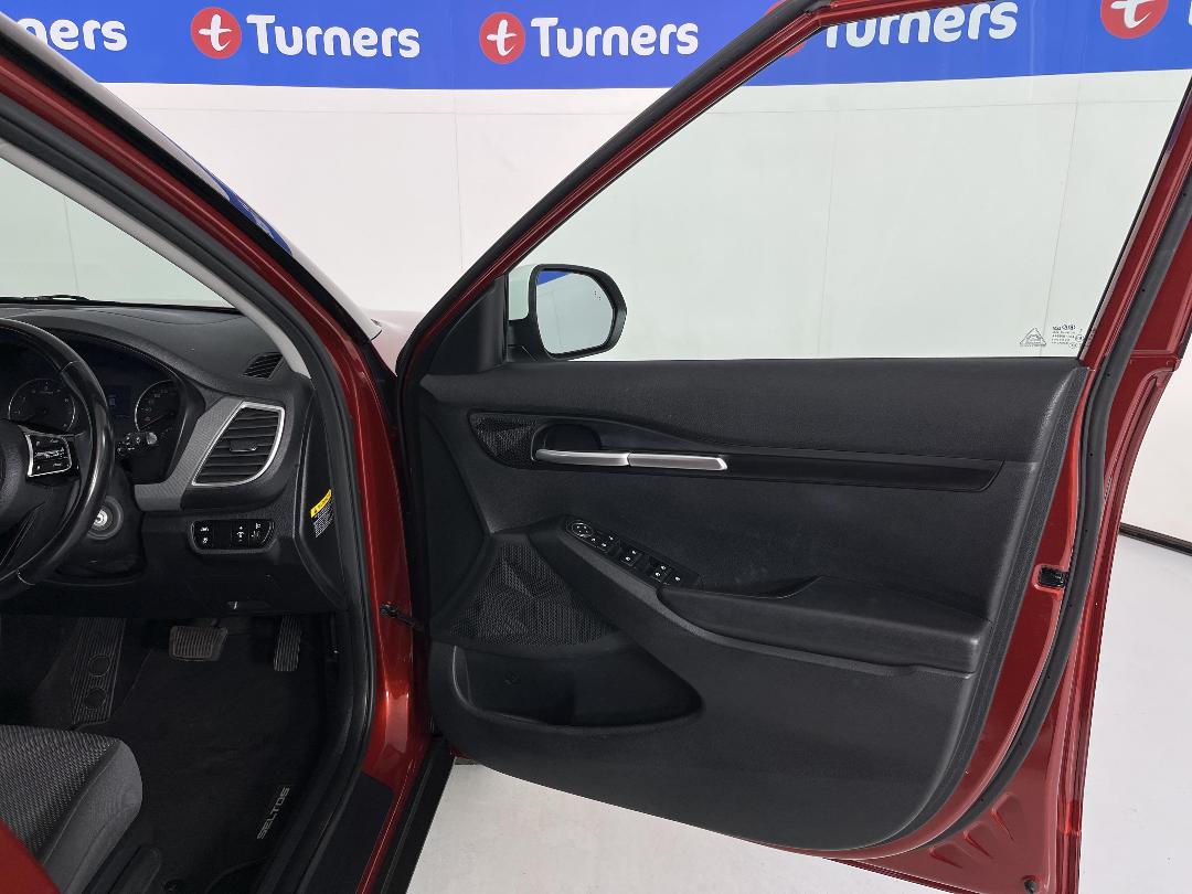 Photo '15' of KIA Seltos Photo '15' of KIA Seltos