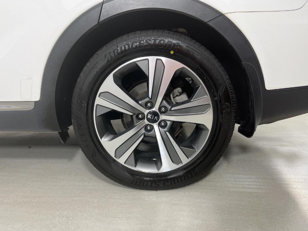 Photo '11' of KIA Sorento