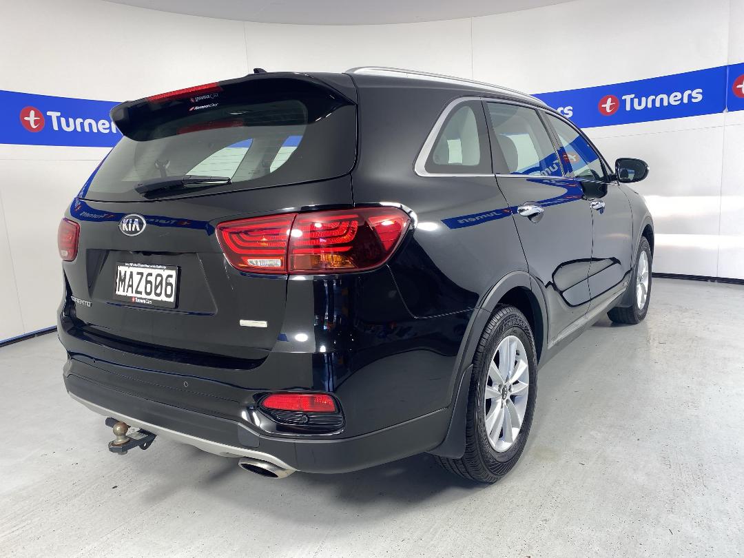 Photo '7' of KIA Sorento Photo '7' of KIA Sorento