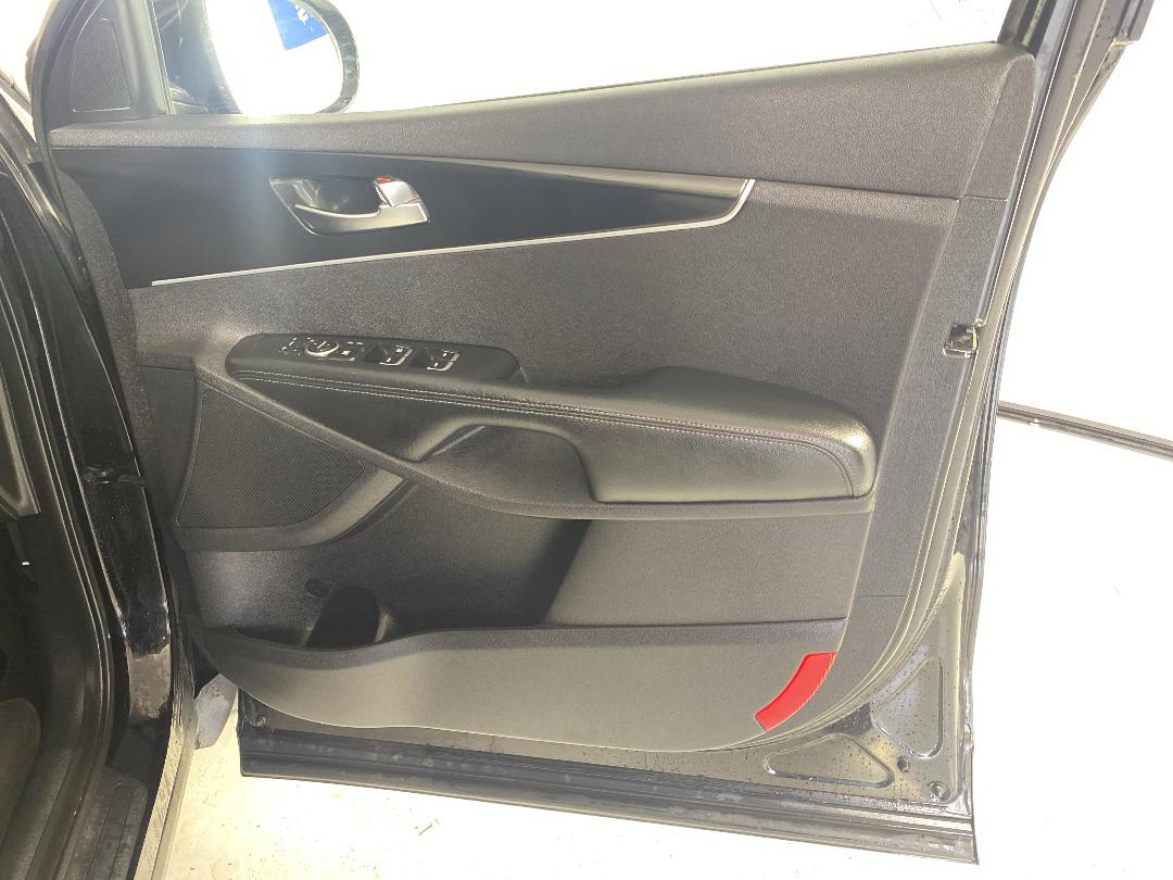 Photo '15' of KIA Sorento Photo '15' of KIA Sorento