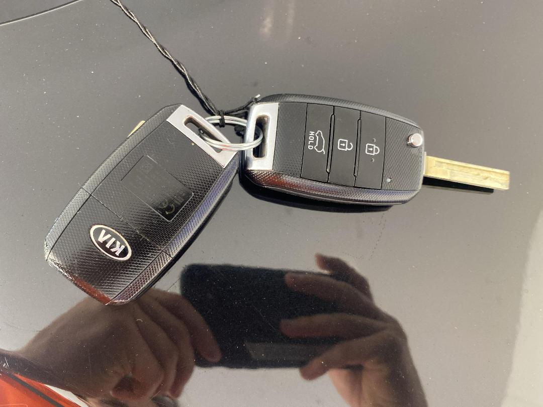 Photo '22' of KIA Sorento Photo '22' of KIA Sorento