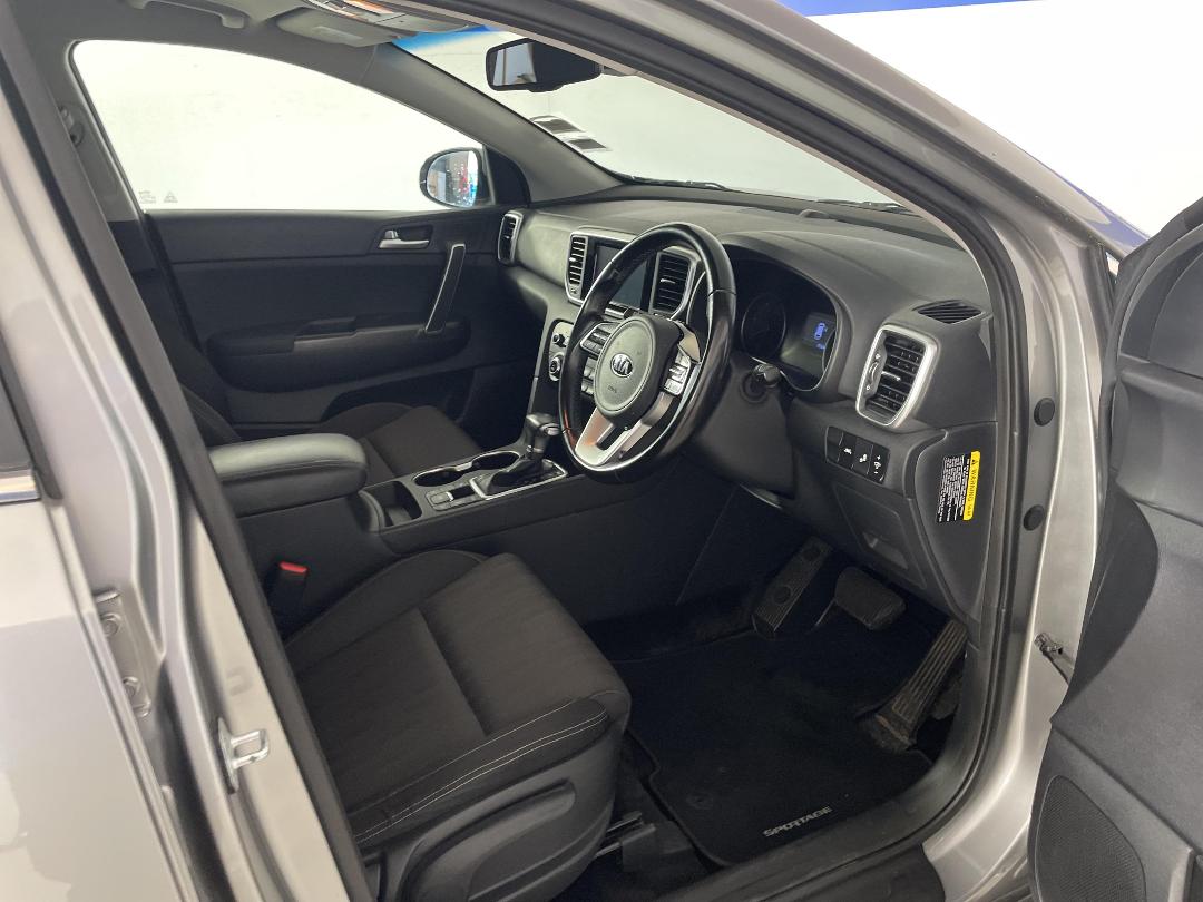 Photo '16' of KIA Sportage Photo '16' of KIA Sportage