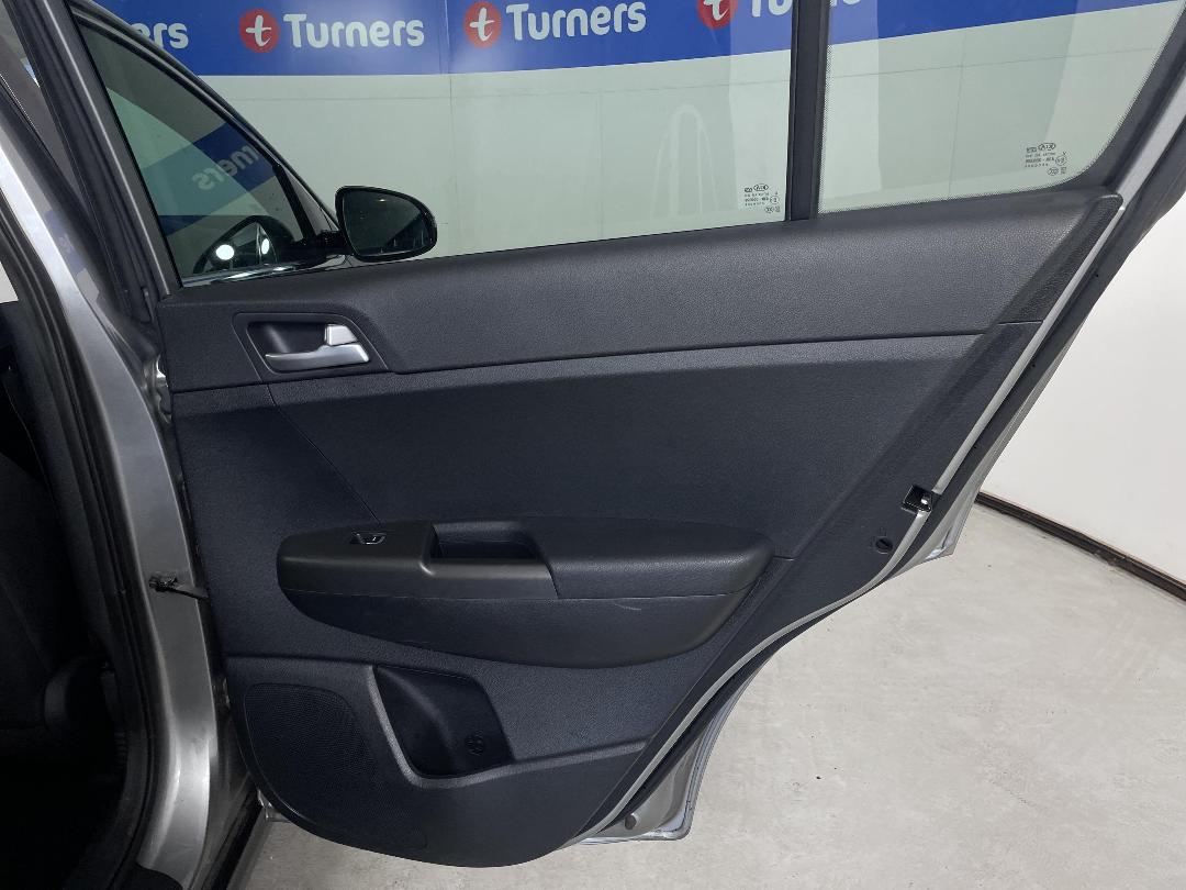 Photo '19' of KIA Sportage Photo '19' of KIA Sportage