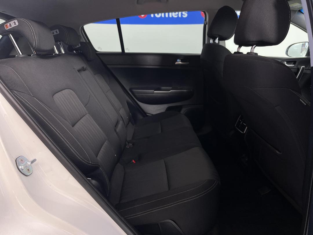 Photo '20' of KIA Sportage Photo '20' of KIA Sportage