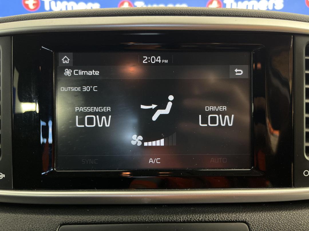 Photo '27' of KIA Sportage Photo '27' of KIA Sportage