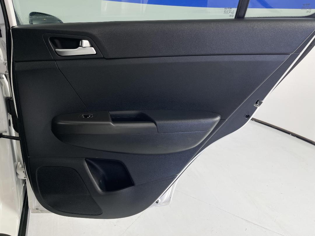 Photo '19' of KIA Sportage Photo '19' of KIA Sportage