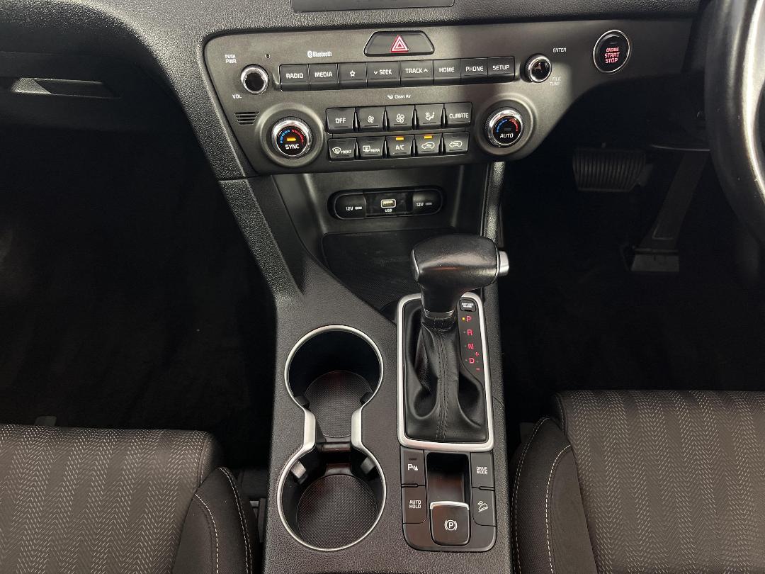 Photo '18' of KIA Sportage Photo '18' of KIA Sportage