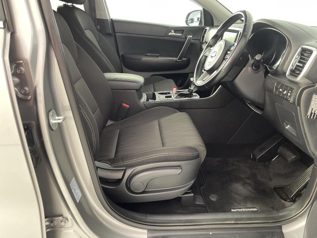 Photo '16' of KIA Sportage Photo '16' of KIA Sportage