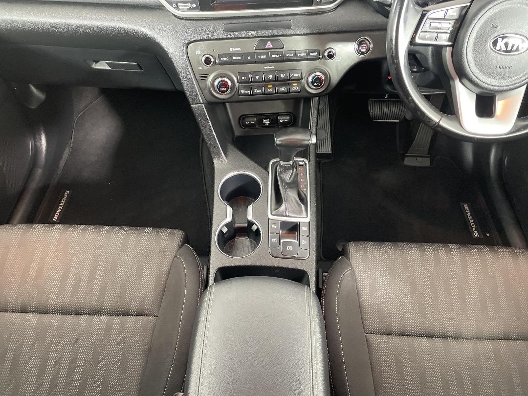 Photo '18' of KIA Sportage Photo '18' of KIA Sportage
