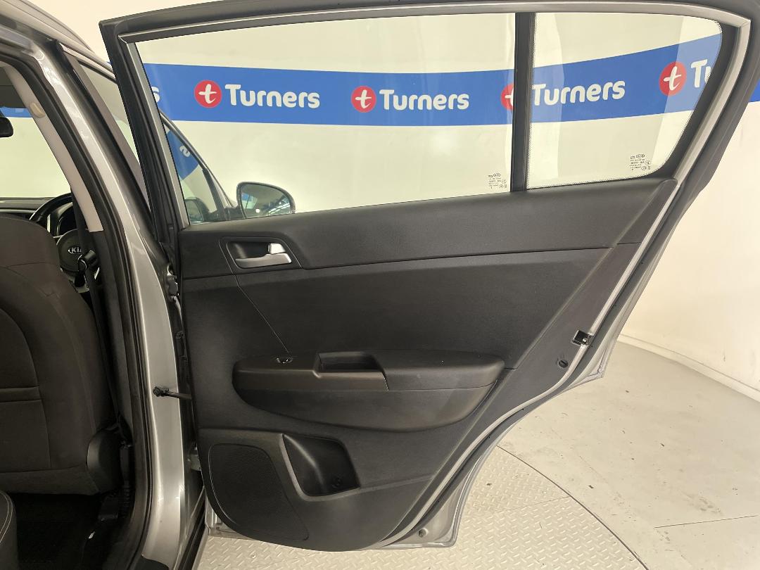 Photo '19' of KIA Sportage Photo '19' of KIA Sportage