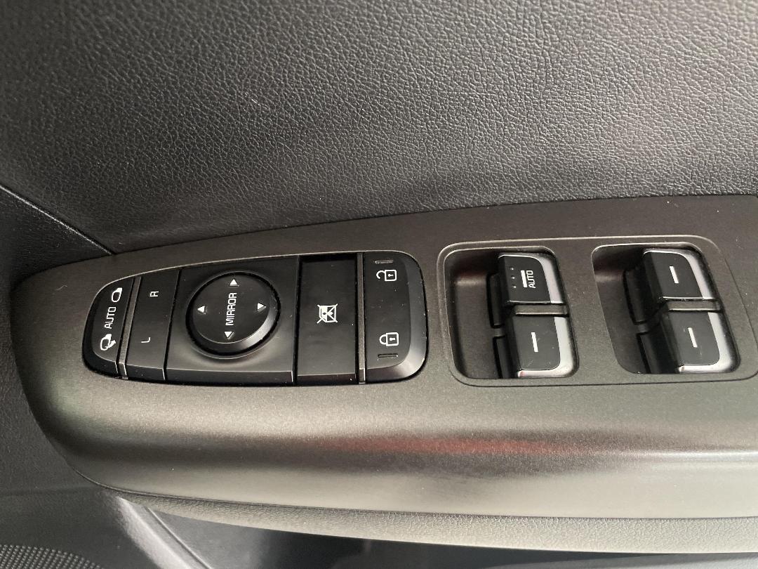 Photo '23' of KIA Sportage Photo '23' of KIA Sportage