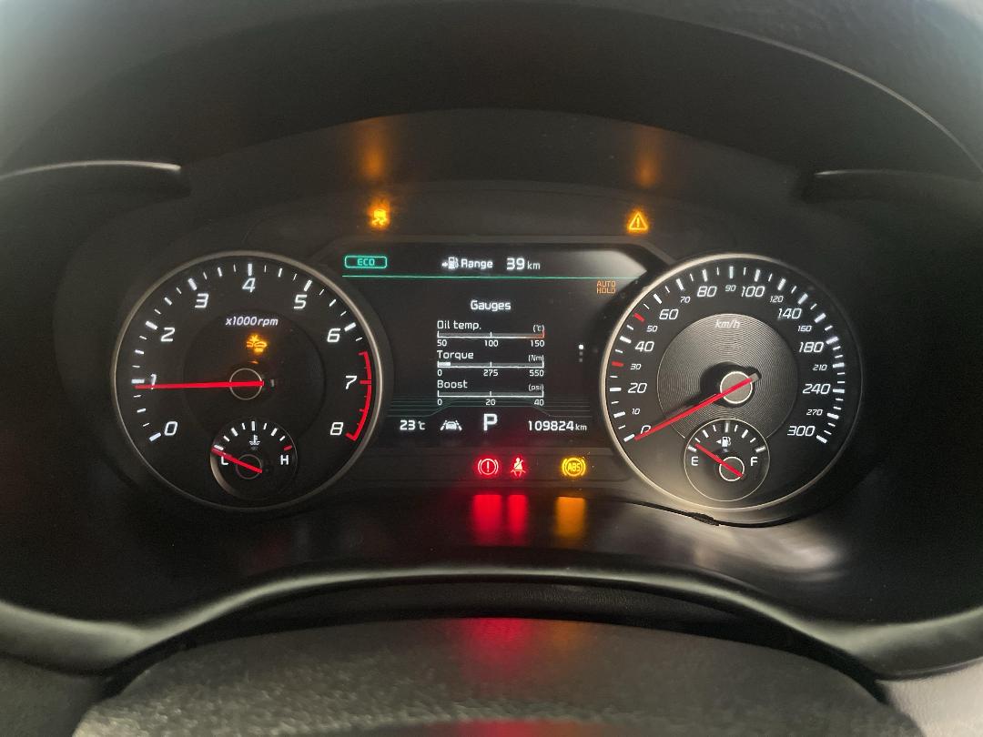 Photo '21' of KIA Stinger