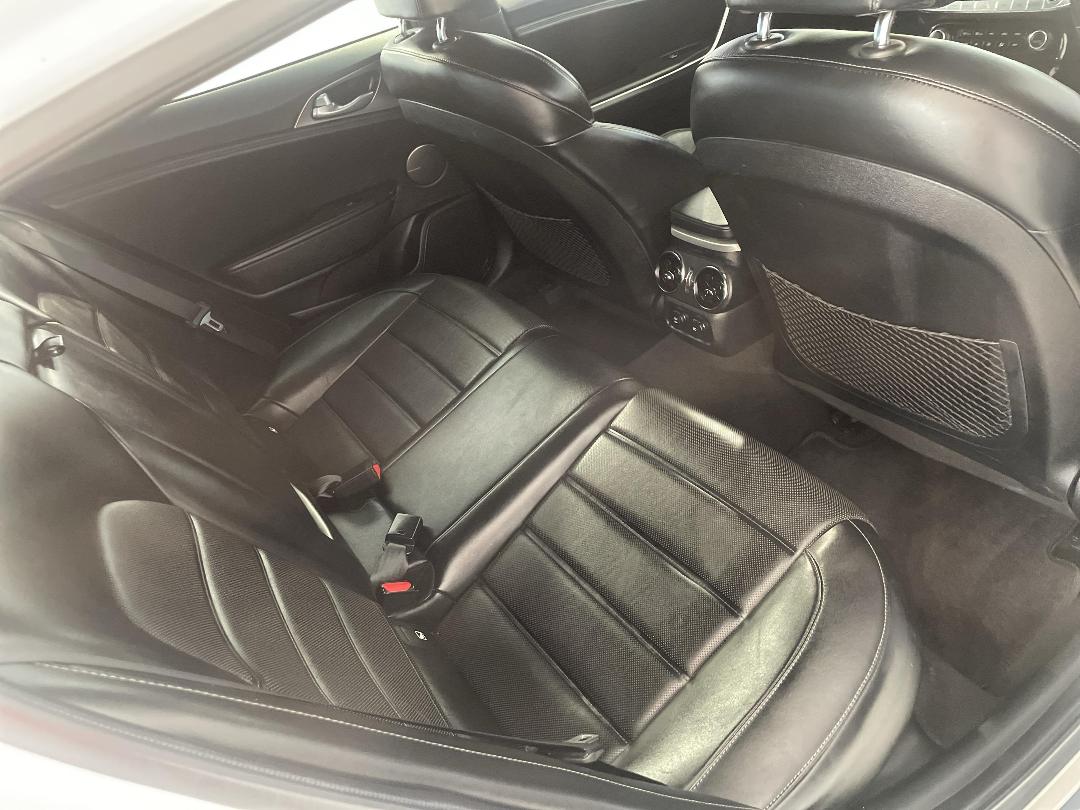 Photo '20' of KIA Stinger