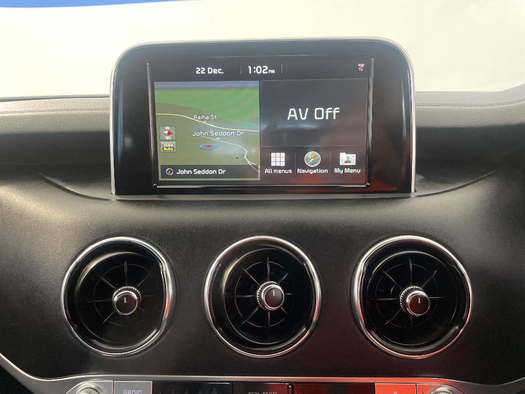 Photo '26' of KIA Stinger