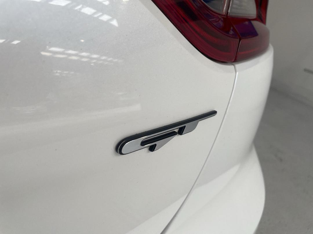 Photo '34' of KIA Stinger