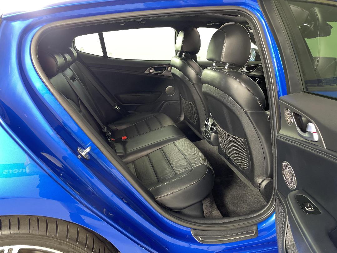 Photo '20' of KIA Stinger Photo '20' of KIA Stinger