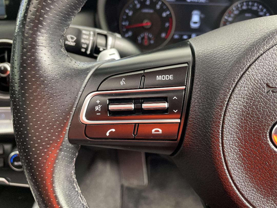 Photo '27' of KIA Stinger Photo '27' of KIA Stinger