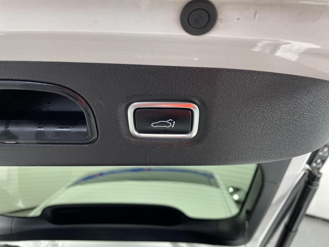 Photo '25' of KIA Stinger