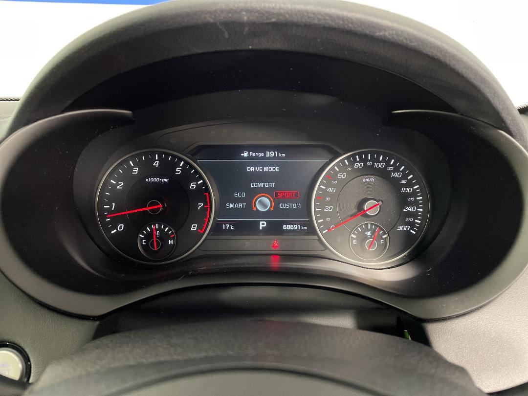 Photo '33' of KIA Stinger