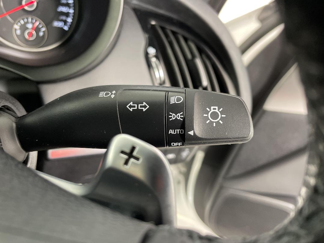 Photo '40' of KIA Stinger