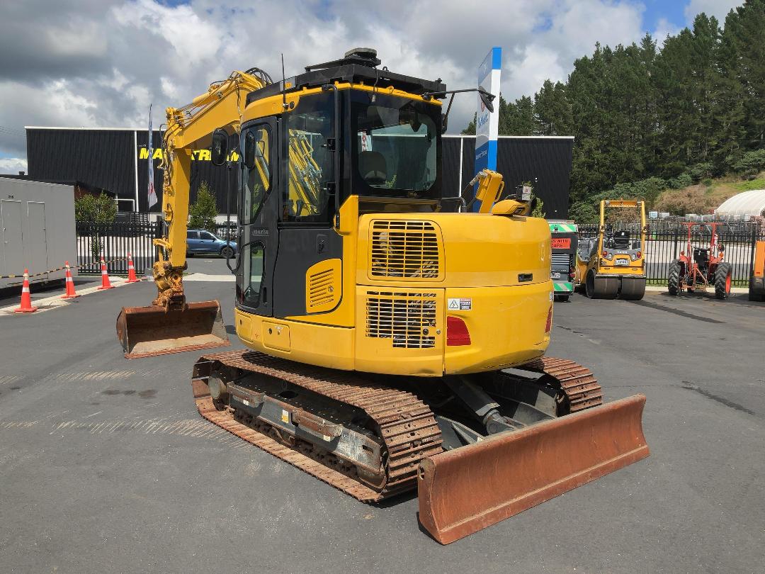 Photo '6' of Komatsu PC88MR-10 Excavator