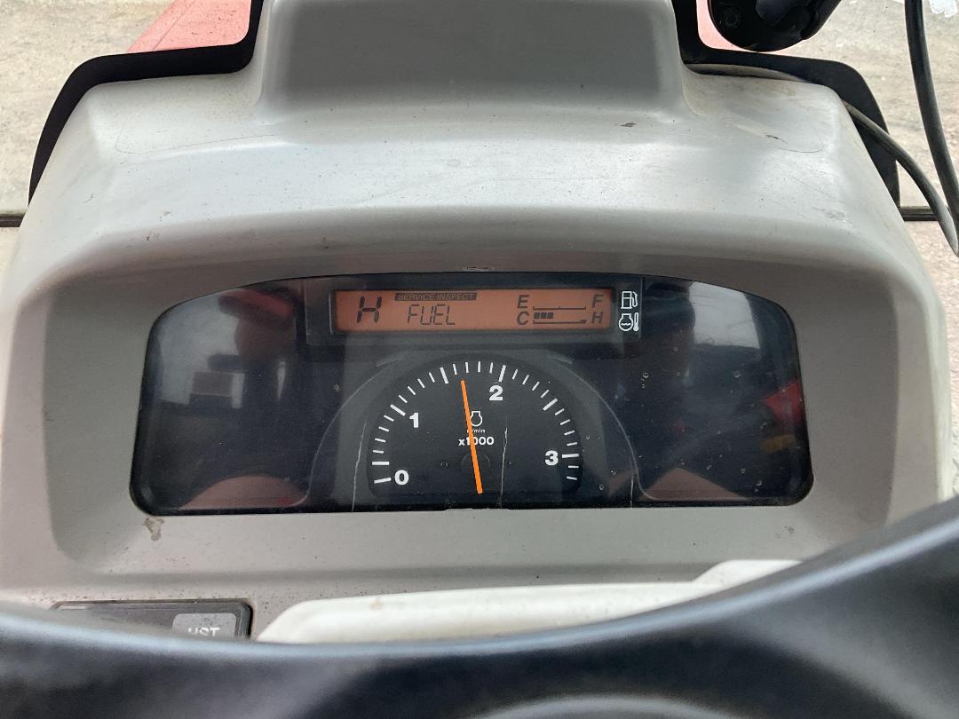 Photo '14' of Kubota L5740 Sweeper