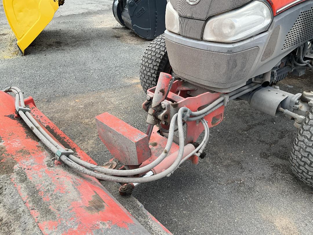Photo '30' of Kubota L5740 Tractor