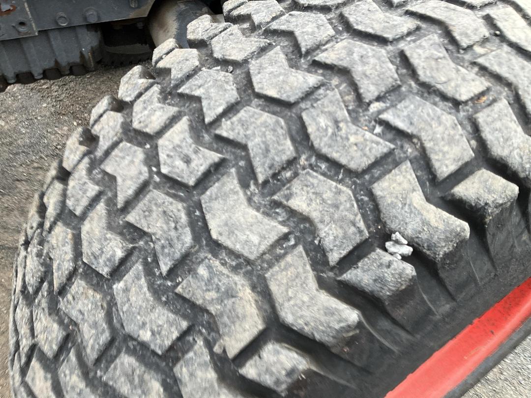 Photo '43' of Kubota L5740 Tractor