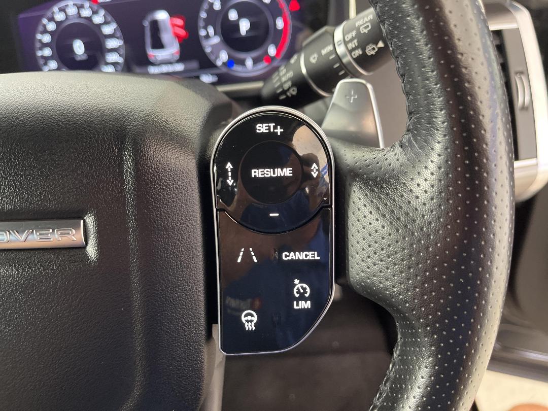 Photo '25' of Land Rover Range Rover Sport Photo '25' of Land Rover Range Rover Sport