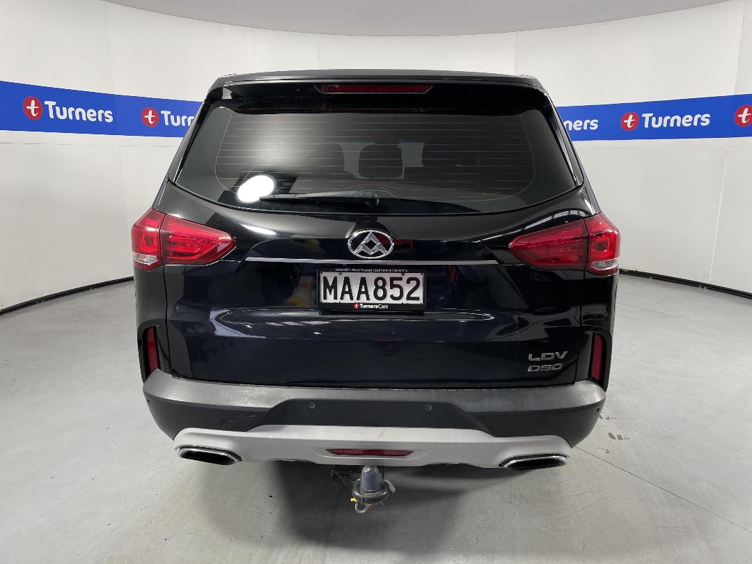 Photo '6' of LDV D90