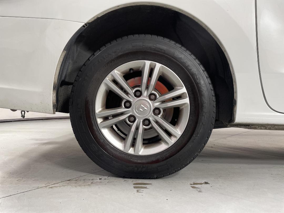 Photo '12' of LDV G10