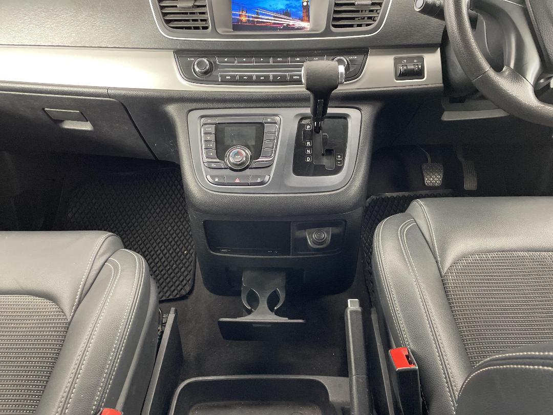 Photo '18' of LDV G10