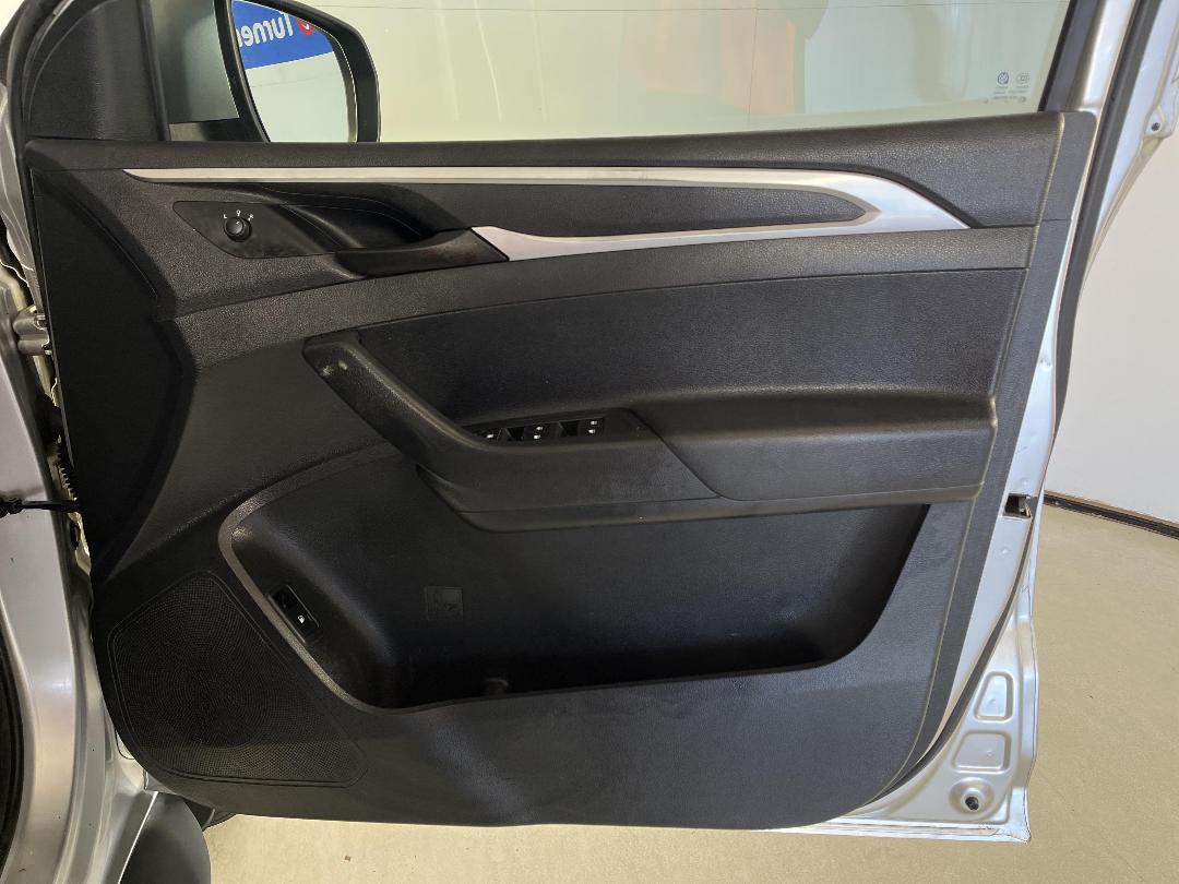 Photo '15' of LDV T60