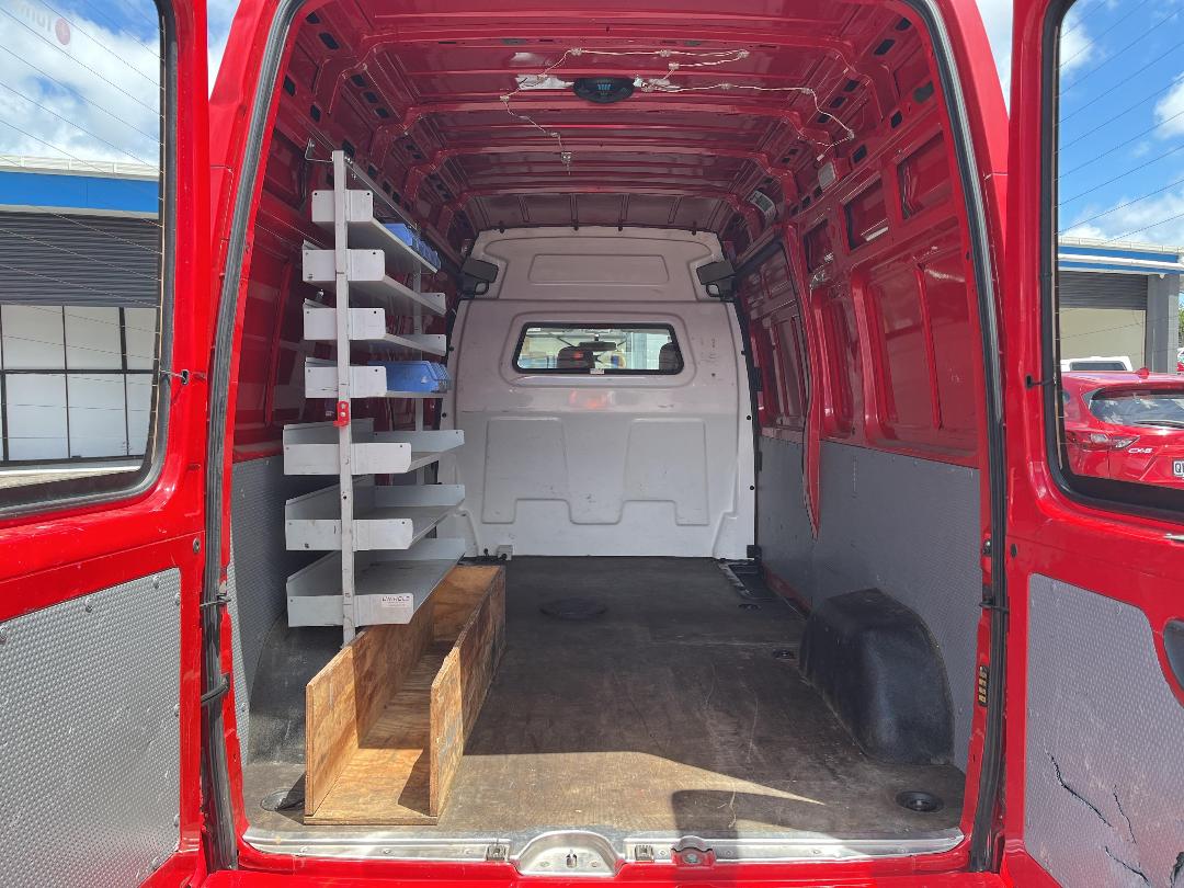 Photo '14' of LDV V80