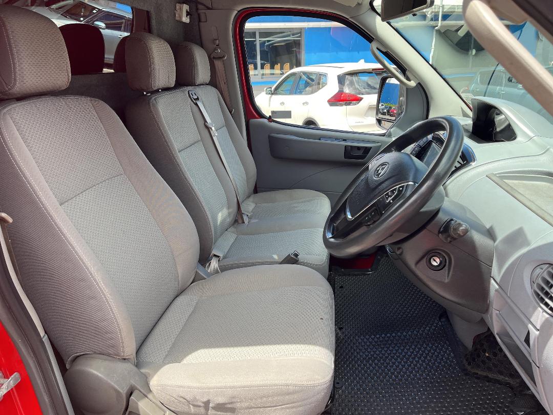 Photo '16' of LDV V80