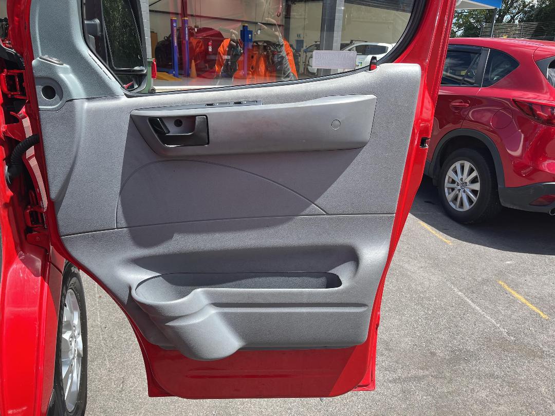 Photo '15' of LDV V80