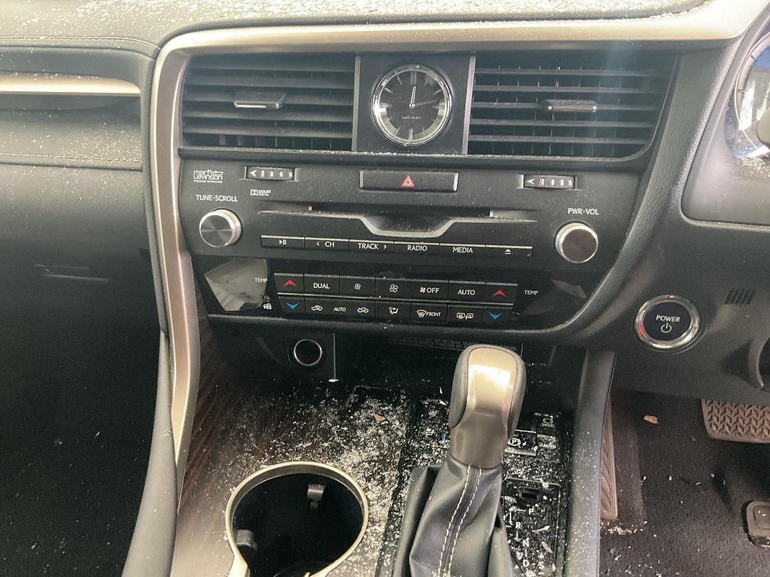 Photo '11' of Lexus RX450H Limited Photo '11' of Lexus RX450H Limited