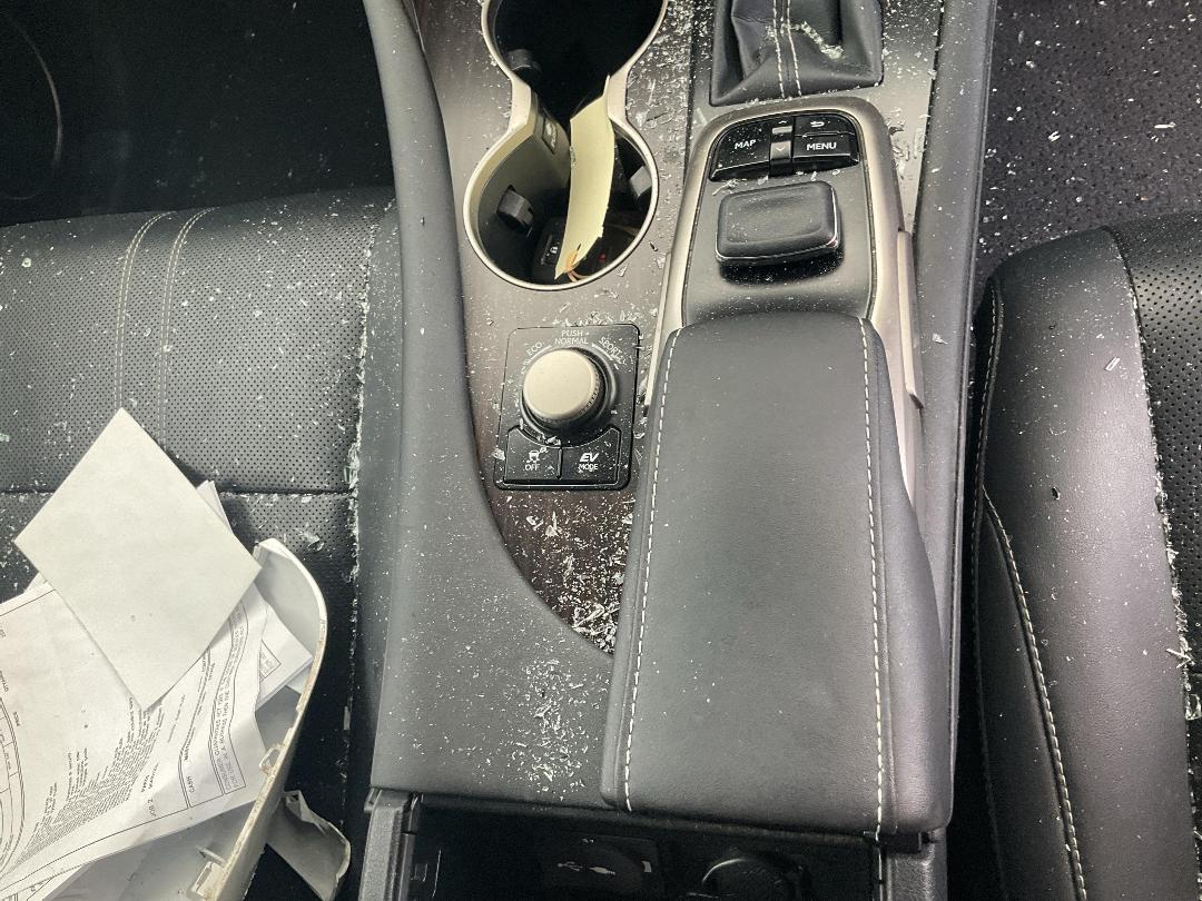 Photo '12' of Lexus RX450H Limited Photo '12' of Lexus RX450H Limited