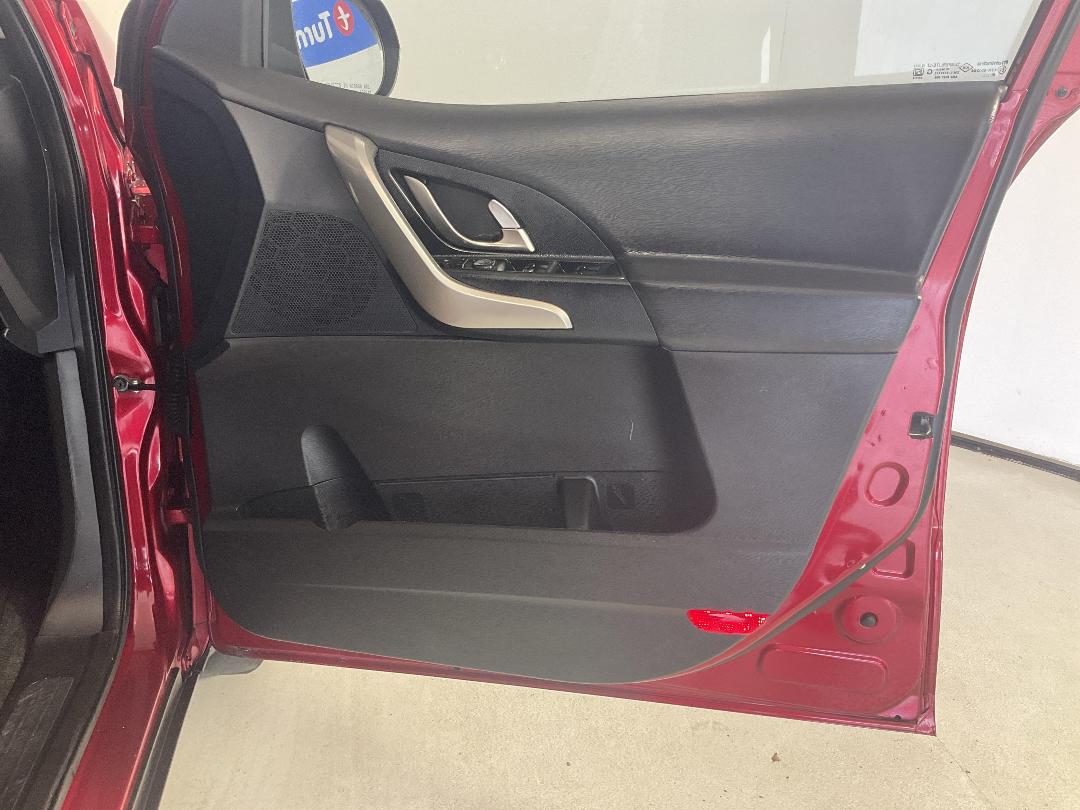 Photo '15' of Mahindra XUV Photo '15' of Mahindra XUV