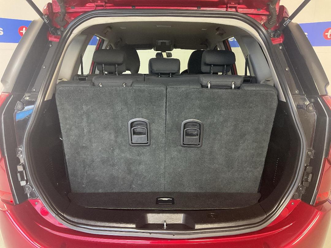 Photo '14' of Mahindra XUV Photo '14' of Mahindra XUV