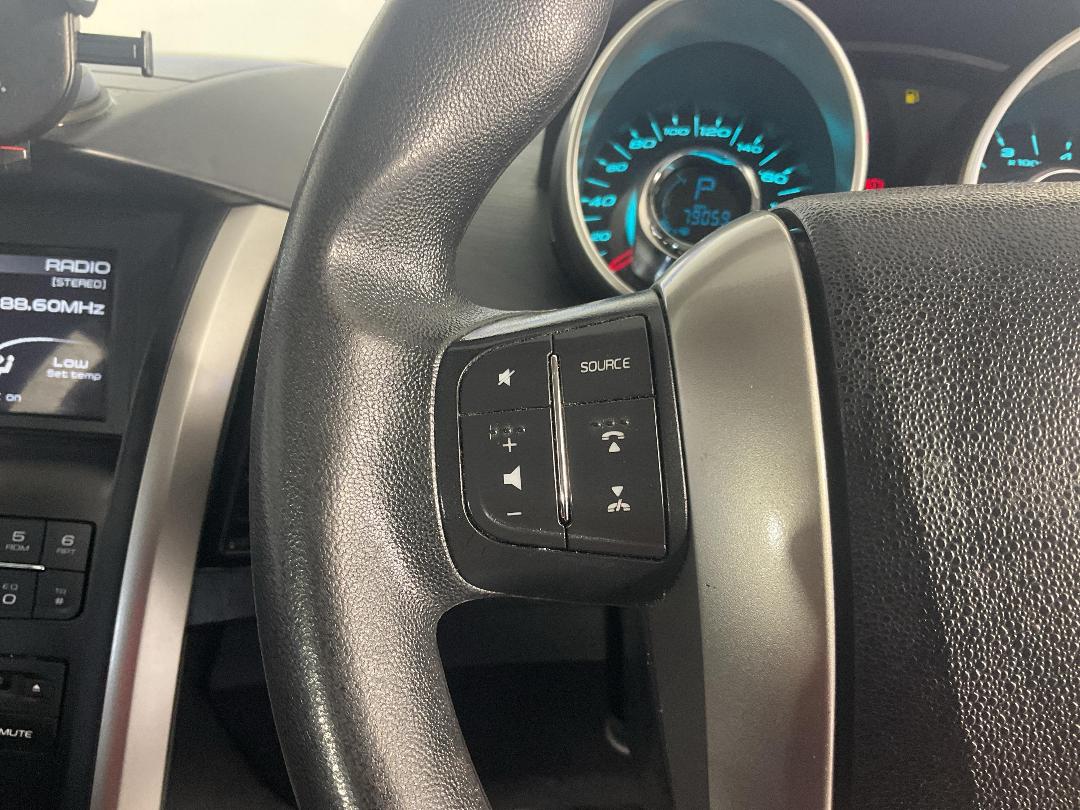 Photo '25' of Mahindra XUV Photo '25' of Mahindra XUV