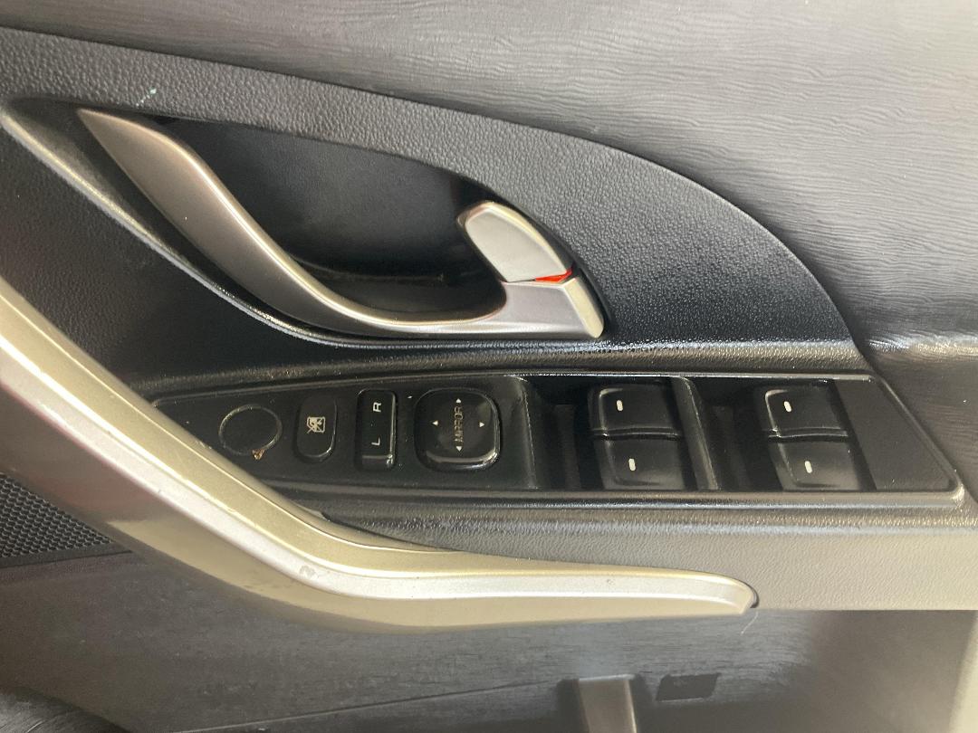 Photo '29' of Mahindra XUV Photo '29' of Mahindra XUV