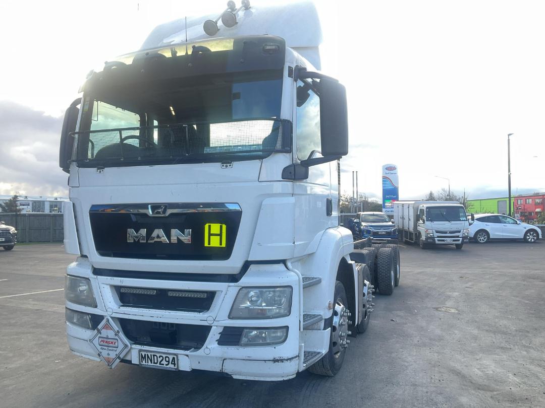 Photo '42' of MAN TGS 35.540  8X4 Cab Chassis