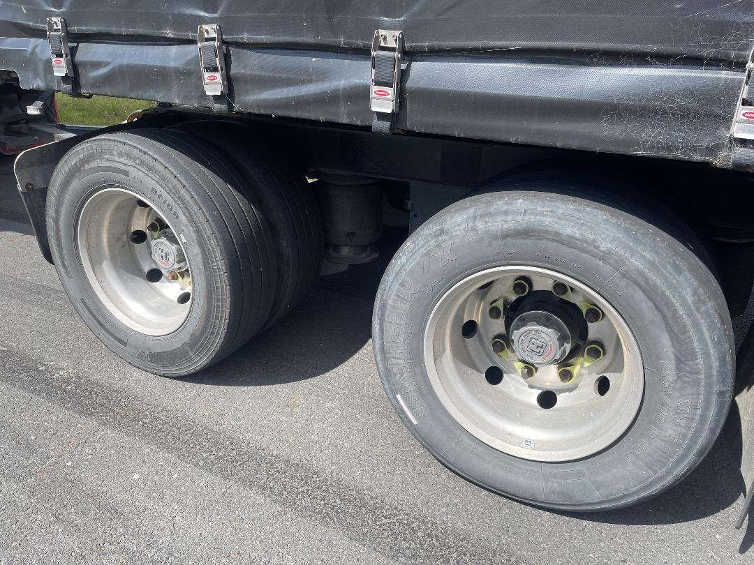 Photo '23' of MAN TGX + Trailer Curtainsider