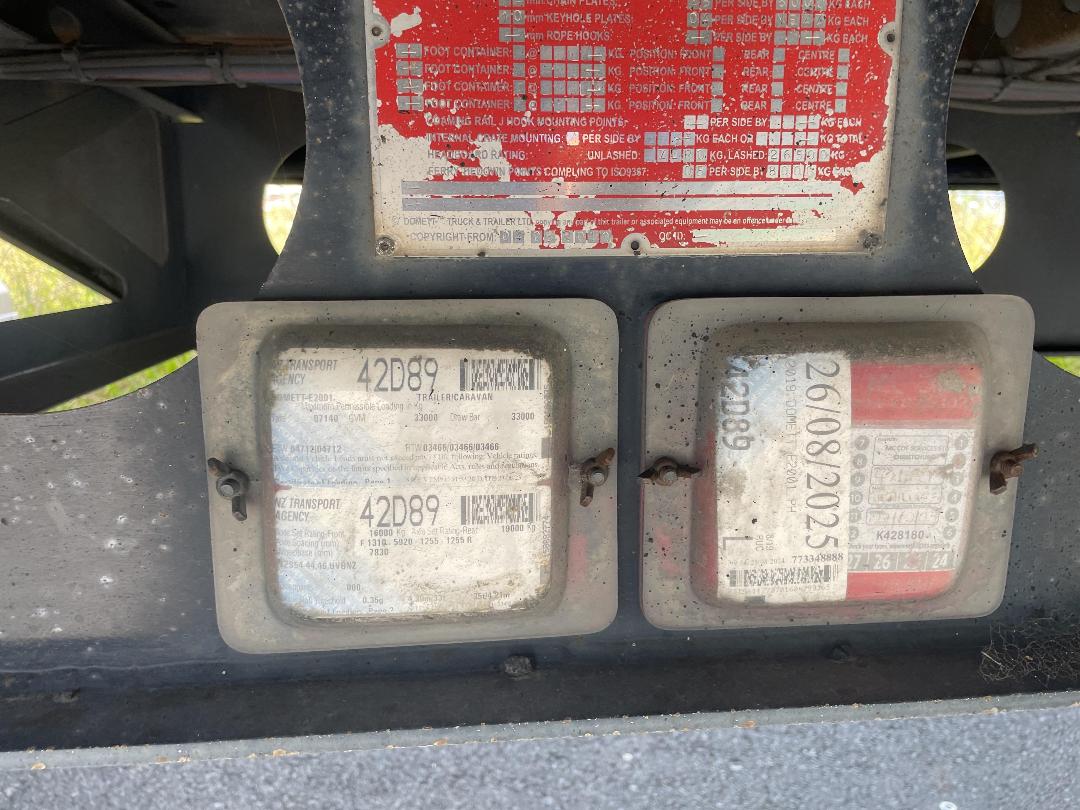 Photo '27' of MAN TGX + Trailer Curtainsider