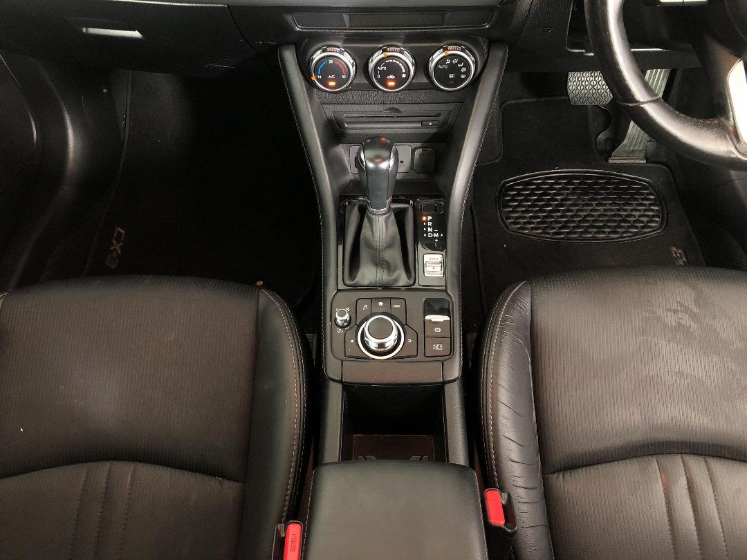 Photo '18' of Mazda CX-3 Photo '18' of Mazda CX-3