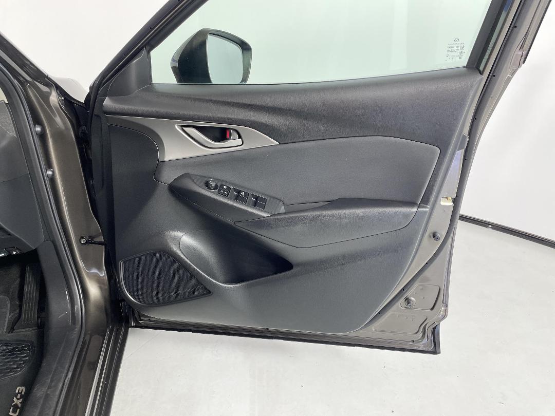 Photo '15' of Mazda CX-3