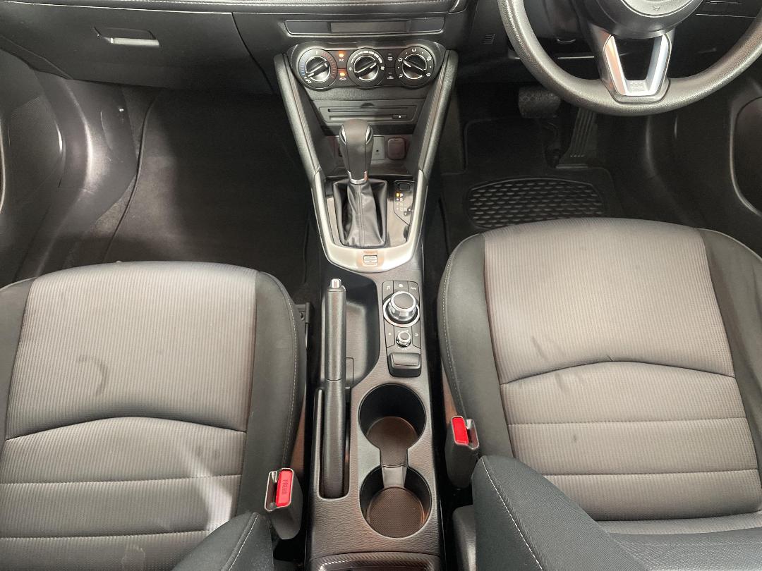 Photo '18' of Mazda CX-3